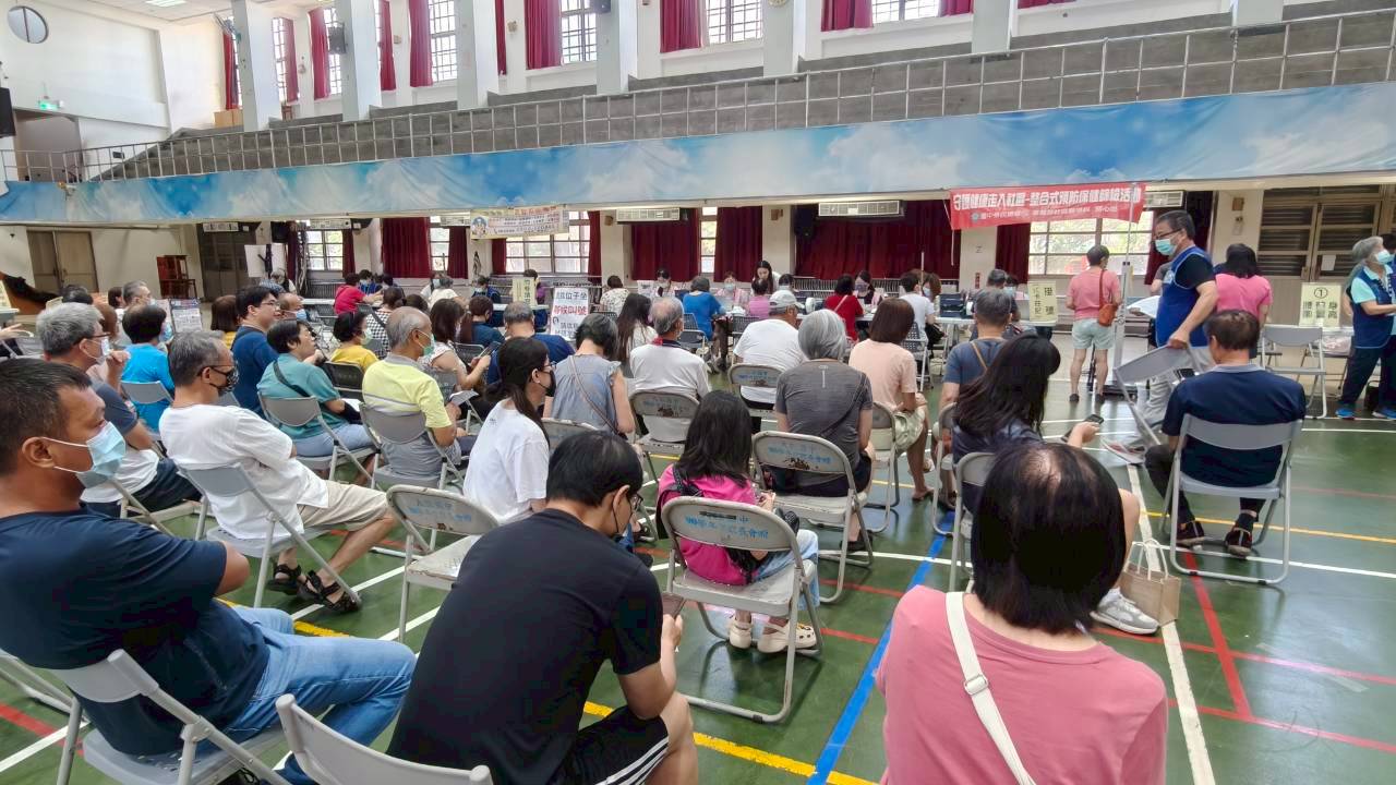 2026/7/5大雅區大雅國中
民眾等候掛號確認當日可檢查項目