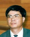 何子建醫師.jpg