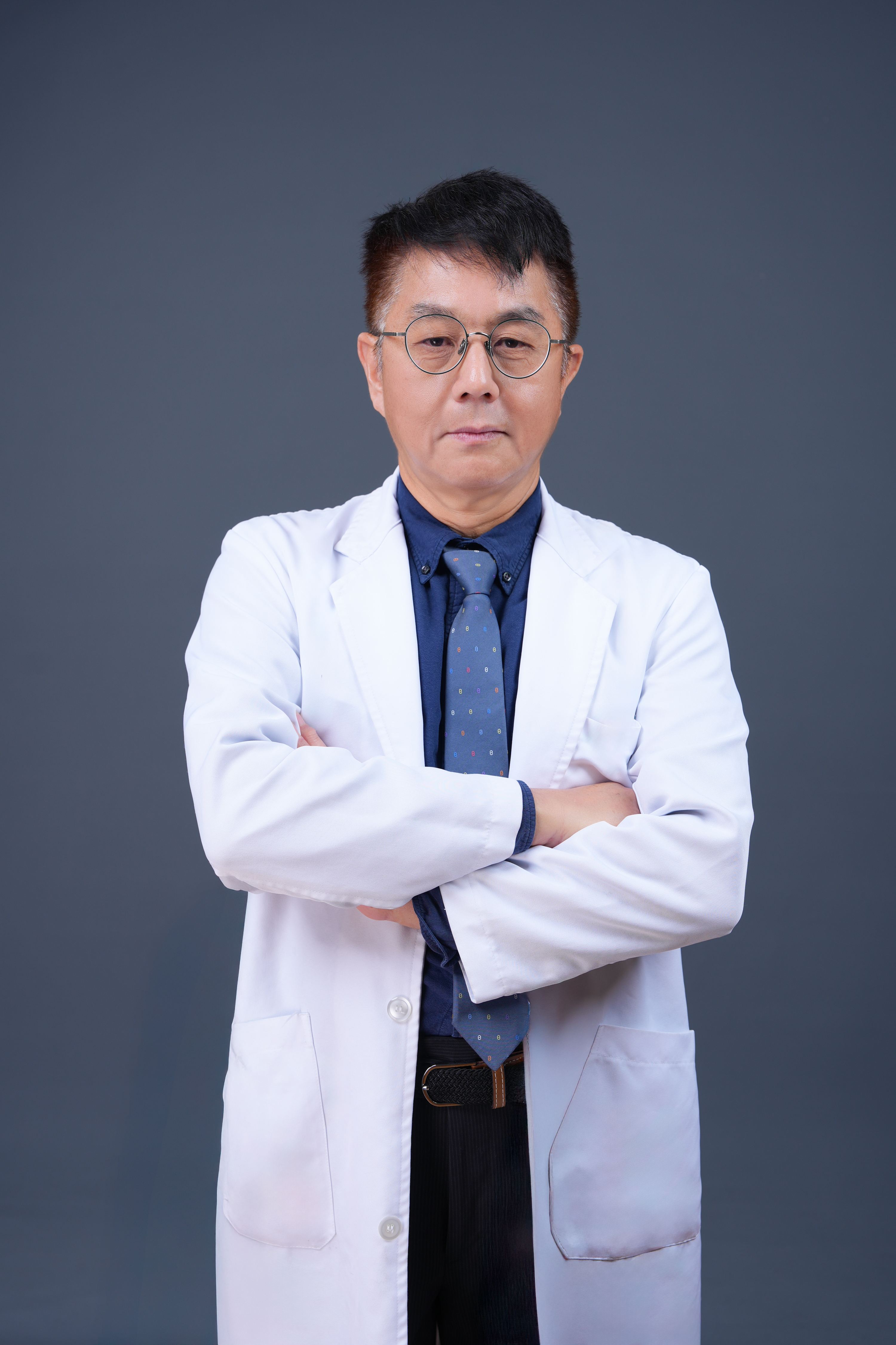 林維文 科主任.jpg